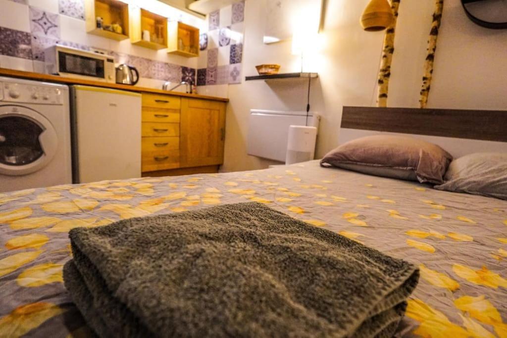 Cozy Studio In The Heart Of Paris Luaran gambar
